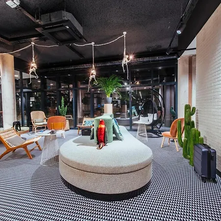 Ibis Styles Centre Rive Gauche 3*