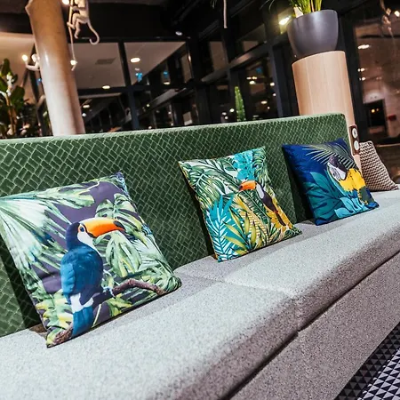 Ibis Styles Centre Rive Gauche Hotel 3*