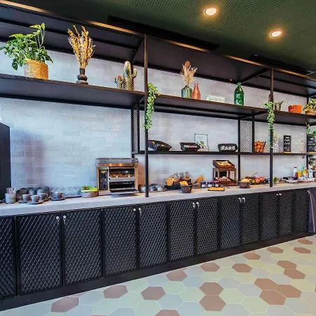 Ibis Styles Centre Rive Gauche Hotel