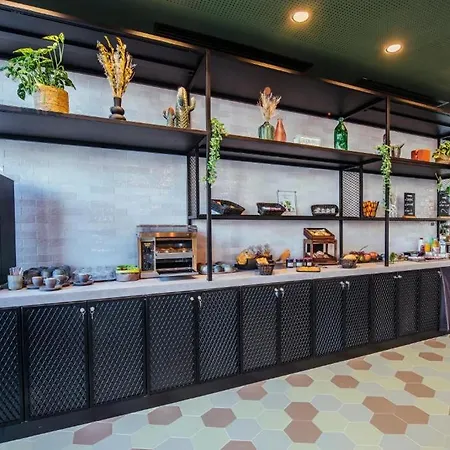 Ibis Styles Centre Rive Gauche Отель Руан