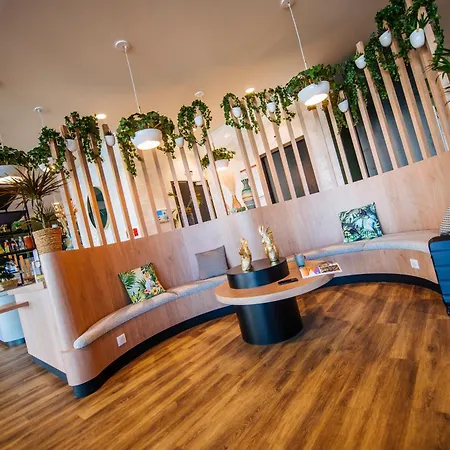Ibis Styles Centre Rive Gauche 호텔 3*