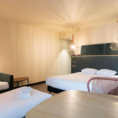 호텔 Ibis Styles Centre Rive Gauche 3*