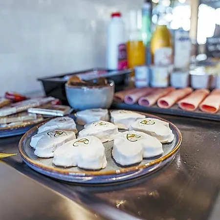 Ibis Styles Centre Rive Gauche Hotel