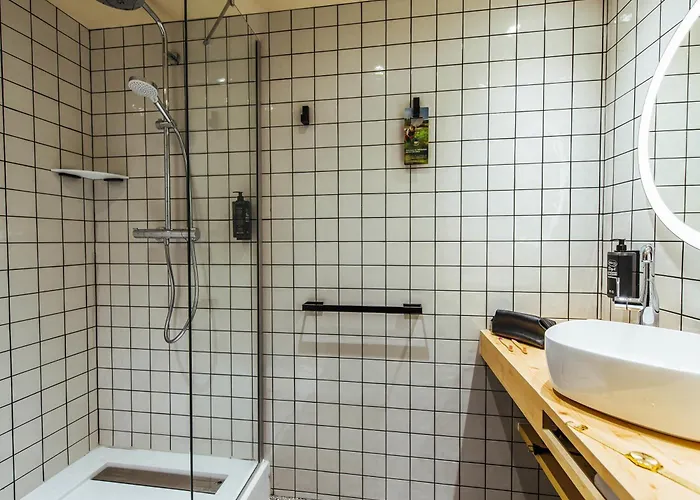 Ibis Styles Centre Rive Gauche Hotel 3*