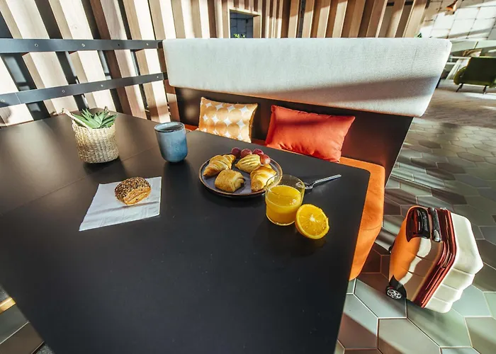 Hotel Ibis Styles Centre Rive Gauche 3*