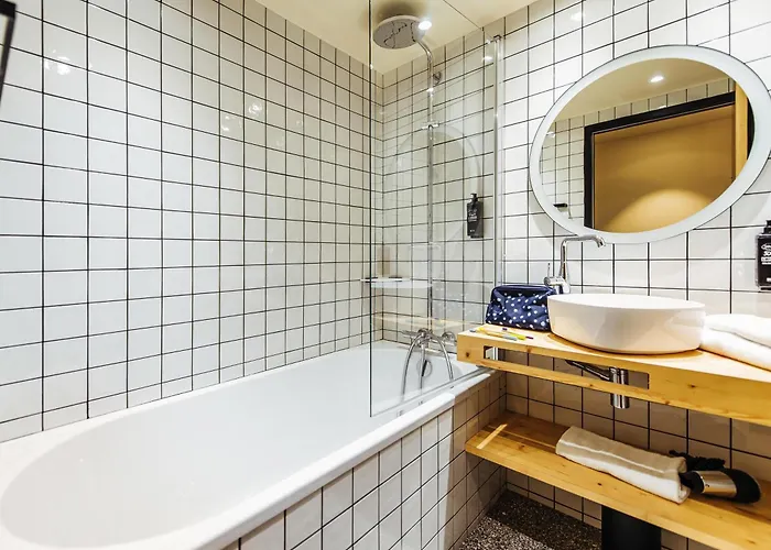 Hotel Ibis Styles Centre Rive Gauche 3*